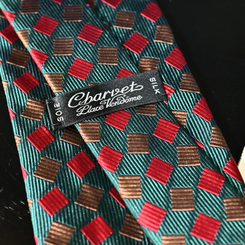 フランス・パリの名門シャツブランド〈Charvet／シャルべ...